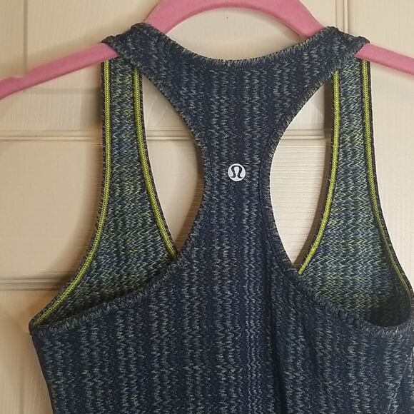 Lululemon Racerback Tank Size 4 - Picture 4 of 5